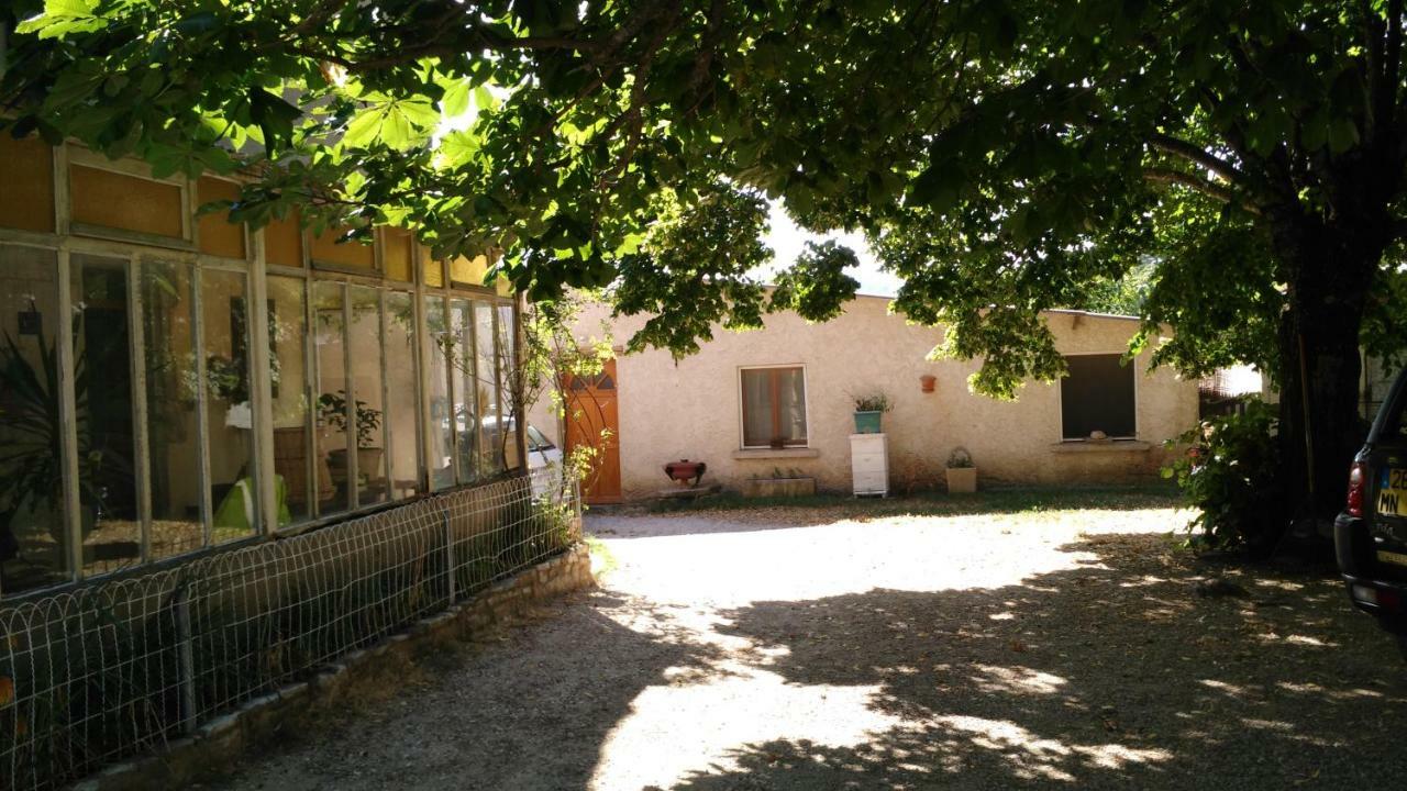 Gite Provence Luberon -Paca- Acces Pmr-Ancv Revest-des-Brousses Eksteriør bilde